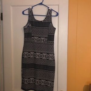 Black and White Bodycon dress